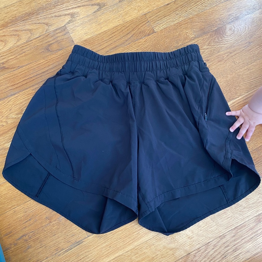 Black lululemon shorts size 6
